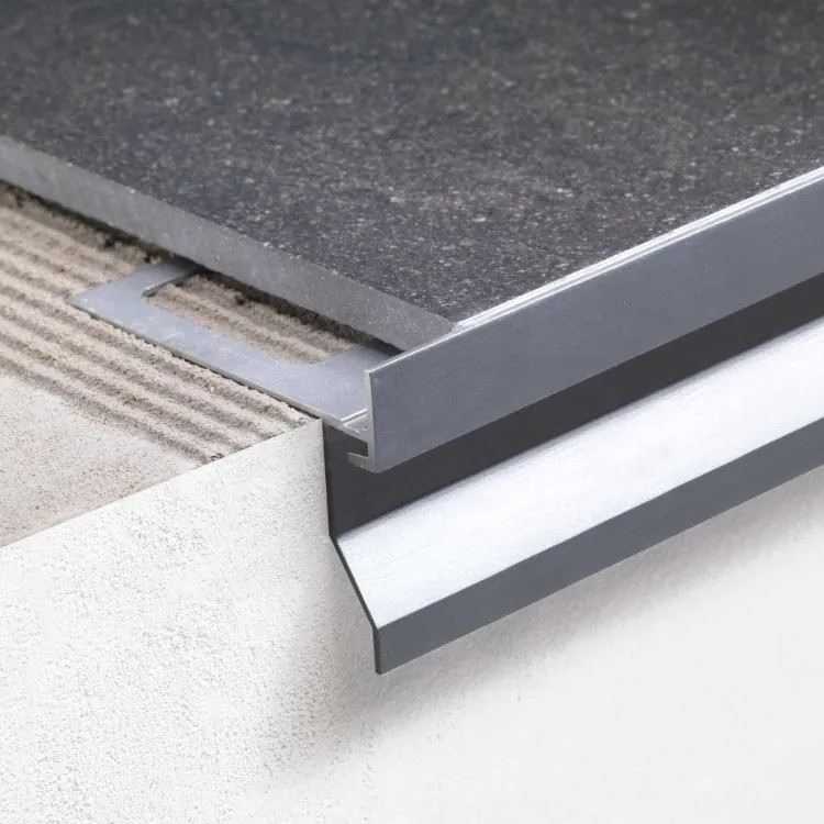 Case Aluminum Balcony Tile Trim Profiles 1.2mm Custom Finish 003
