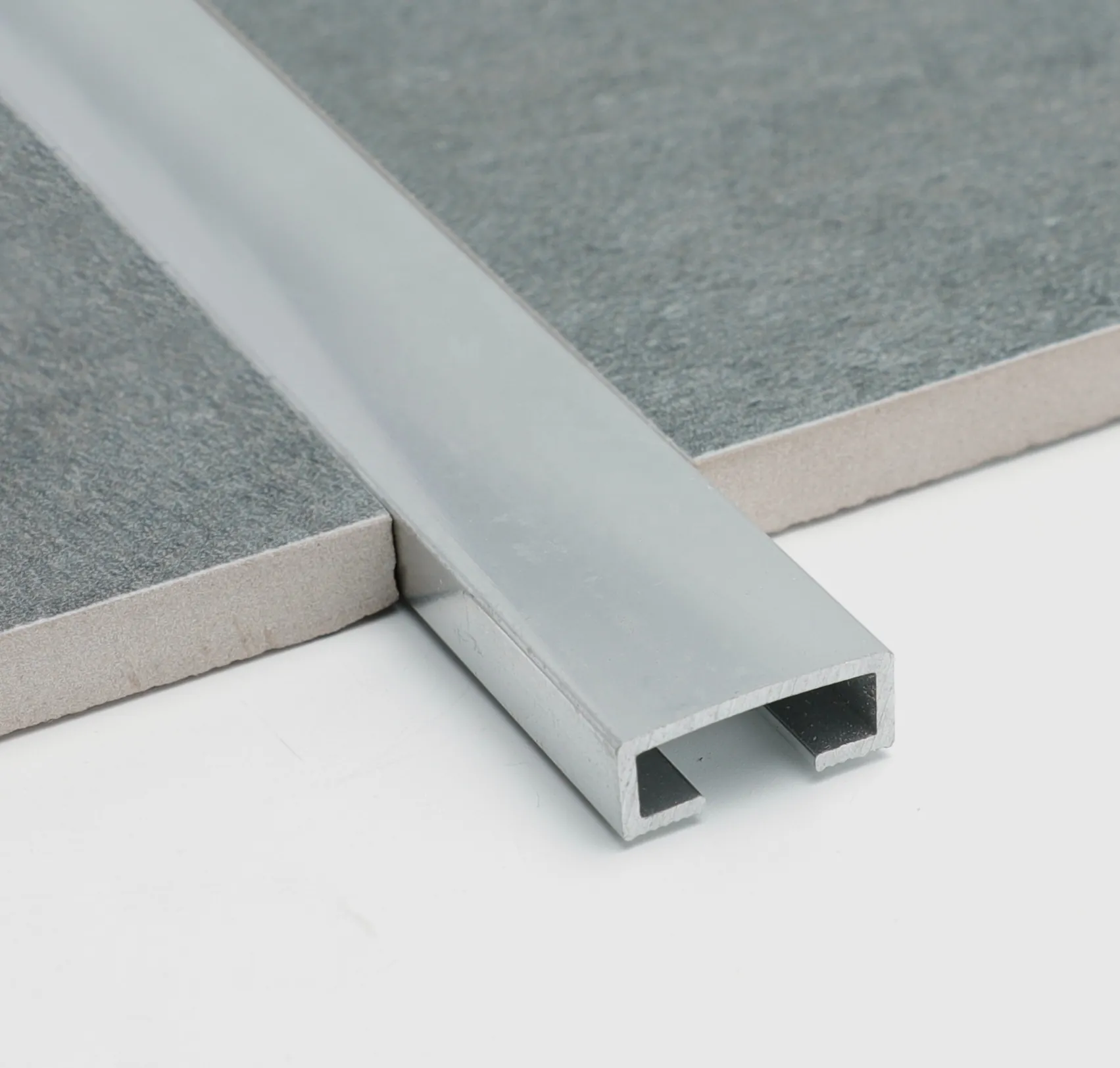 Case Custom Aluminum Tile Trims for Floor Applications 002