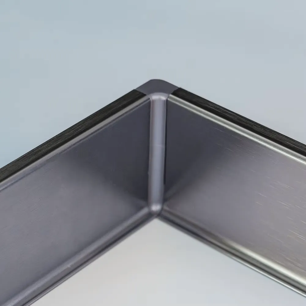 Case 100mm Aluminium Skirting Price 6063 Brushed SilverBlack 2.5M 005