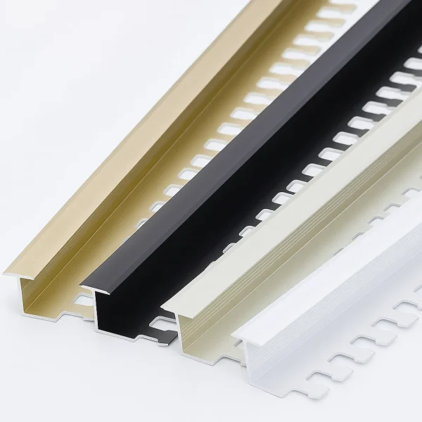 Flexible Edge Trim for Laminate with Serrated Base